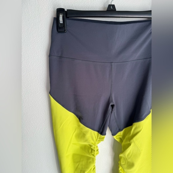 Zyia Active Parallel Luxe Neon Yellow Leggings - Picture 4 of 7